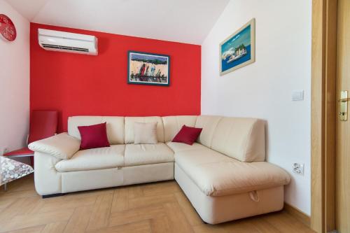 Apartments Deluxe Vučko - image 9