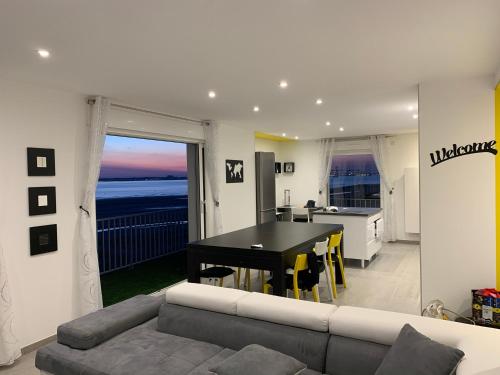 Appartement "Envies D'ailleurs" Vue Mer