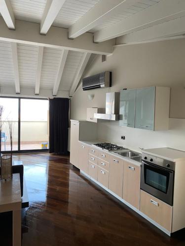 Molino Apartments 5