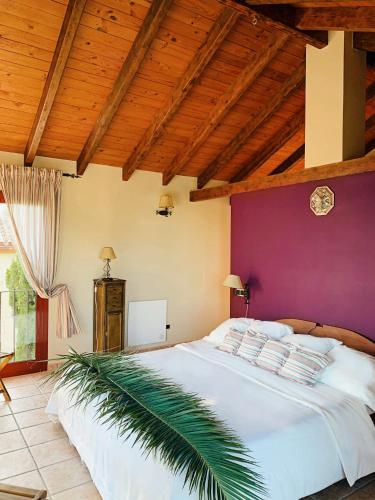 VILLA NABRISA MARBELLA 5 BEDROOM PRIVATE POOL GARDEN BBQ - image 10