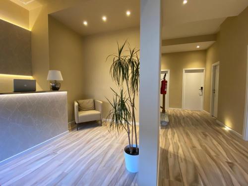 Harmony House Prestige 4