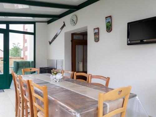 Attractive Holiday Home in Niederviller near Kiny Parc