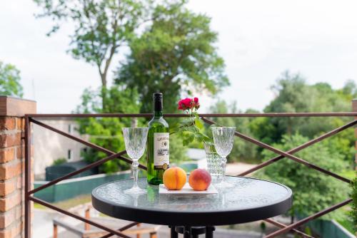 Rhombus Hotel in Old Town