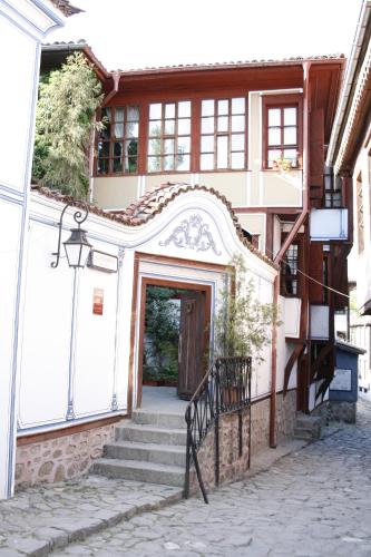 Hotel Alafrangite - main image