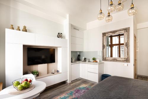 Art Design King Bed Studio Apartment In Old Town, Riga (foto 7)