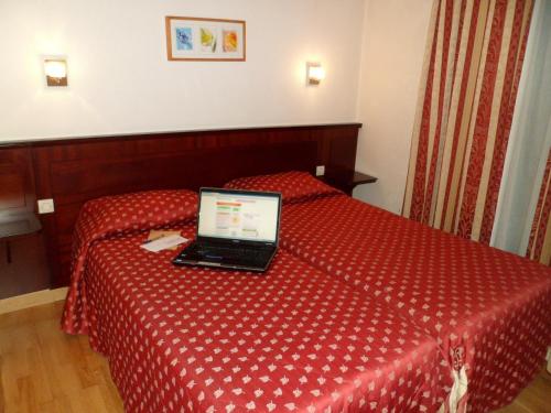 Hôtel De Paris Opera - image 14