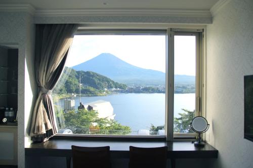 Camera twin, vista sul lago
