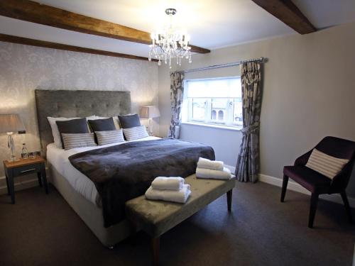 2 twin beds