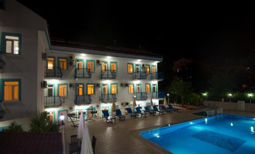 Mavi Yaprak Hotel