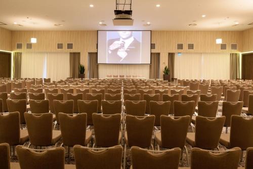 Kronwell Brasov Hotel - image 12