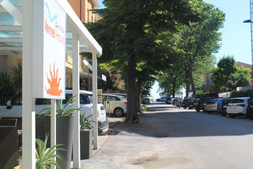Hotel Vernel - image 11