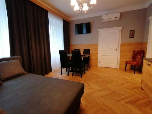 GOLDEN STAR - Premium Apartments - image 3