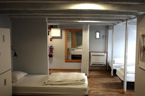 Goodmorning Solo Traveller Hostel - image 4