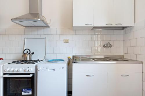 San Donato Bologna Fiere Apartment - image 2