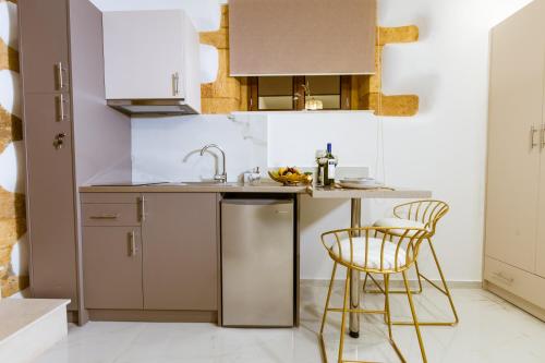 Konmari Boutique Suites - image 9