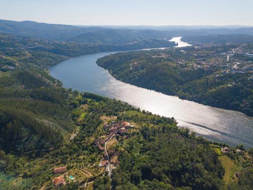 Stunning 3-bed-2-bath villa over Douro River;Porto city - WIFI-sleep 6-10