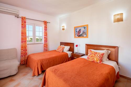 GR 2 X Private Villas Private Pools - Up to 20 Guests - image 5