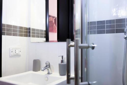 Megaride Santa Lucia - image 7