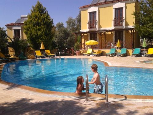 Gondol Apartments Ideally located in the Oludeniz City Center area, Gondol Apartments promises a relaxing and wonderful visit. The property has everything you need for a comfortable stay. Service-minded staff will welc