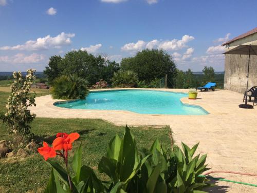 A POUTET gîte à louer Labarthète