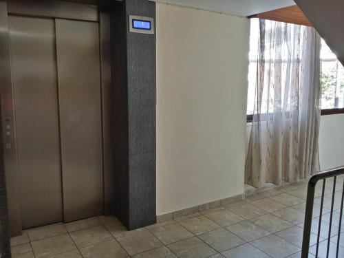 Minaides Hotel - image 2