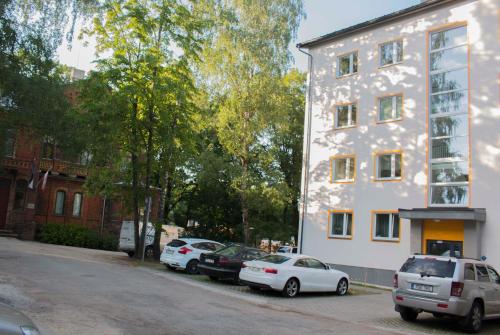 Tiigi Bibliotheca, parking Tartu Home