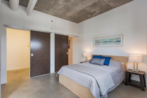 Gaze at Sprawling Green Vistas Through Walls of Windows