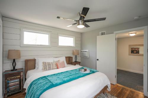 Cozy River Retreat within 25 min of the city - image 13