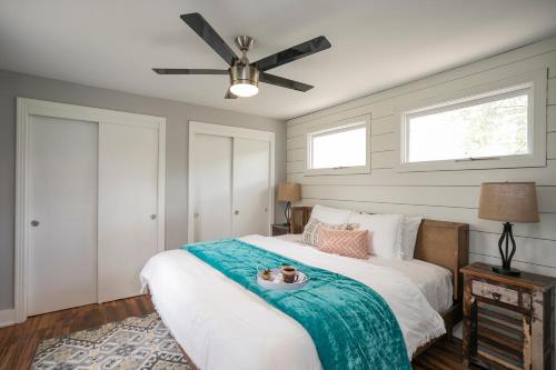 Cozy River Retreat within 25 min of the city - image 14