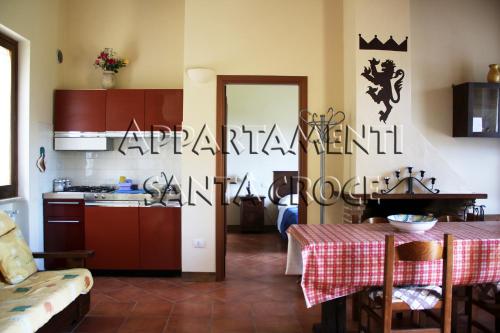 2 bedrooms, 5 beds