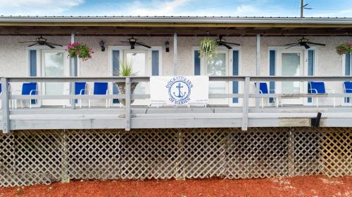 Darien Dockside Inn – Darien, GA