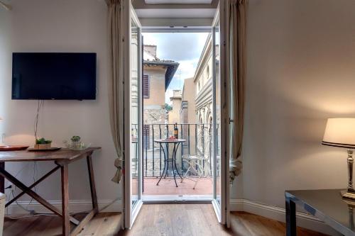 Nori Apartment by Mamo Florence
