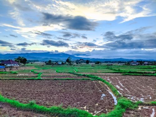 วังผา ชาเล่ต์ รีสอร์ท in Tha Wang Pha