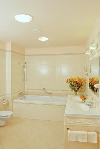 Interhotel Central - image 5