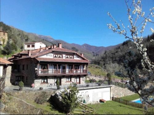  La Dobra de liebana in Cambarco