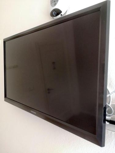 CAMERA e BAGNO PRIVATO a 3 minuti dalla Stazione 5