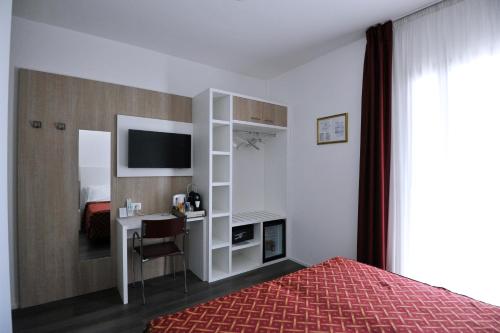 Hotel Marzia Holiday Queen - image 10