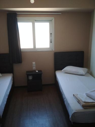 Pella Inn Hostel, Atény (fotografie 10)