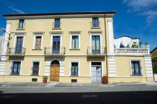  Palazzo Scura, Unterkunft in Vaccarizzo Albanese