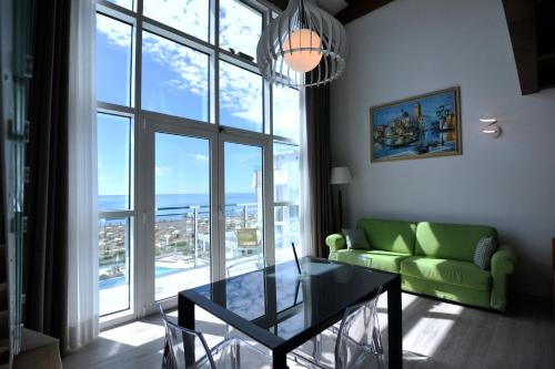 Hotel Marzia Holiday Queen - main image