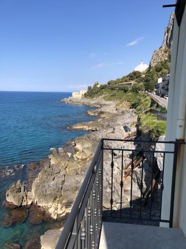 La Casa Sulla Scogliera