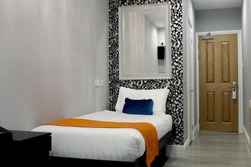 NOX HOTELS - Paddington - image 4