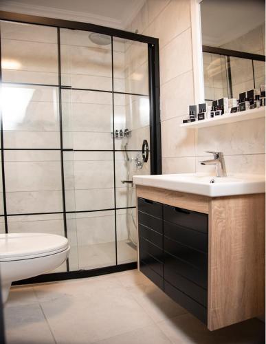 Blue Bay Beach Hotel In Bodrum City Turkey Reviews Prices Planet Of Hotels