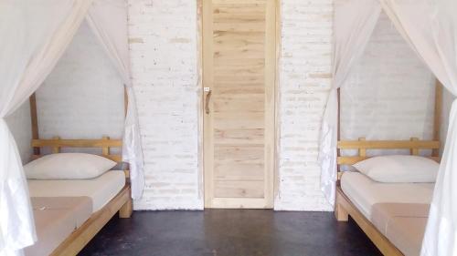 Jungle House - surf & stay Room Type - Budget Twin Room