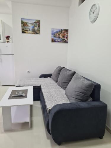 Apartment - Ground Floor image 10