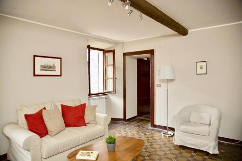  Contempora Apartments - Ca´ Brenta Dudù, Pension in San Fedele Intelvi bei Castello