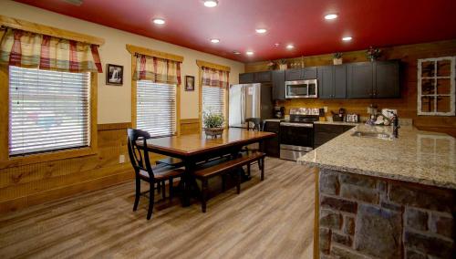 Big Splash chalet, Gatlinburg (photo 10)