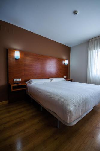 Pension Viella Asturias in Pola de Siero