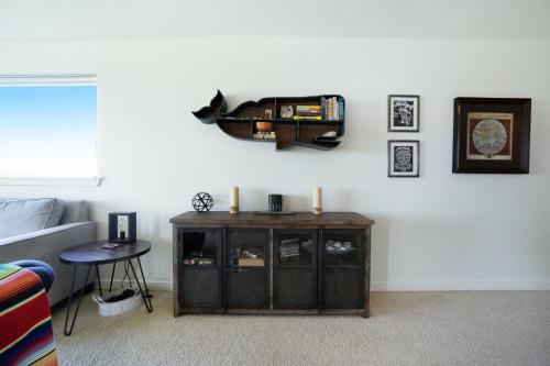 Surfer's Getaway - image 8