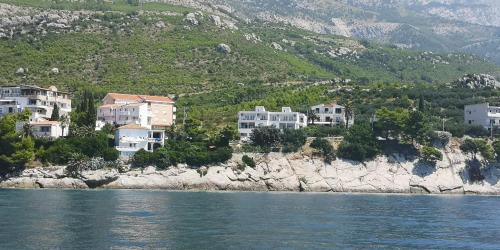 Apartments Tri Palme
